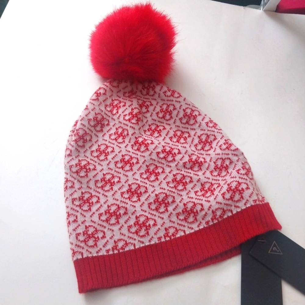 Guess Ladies outdoor hat
